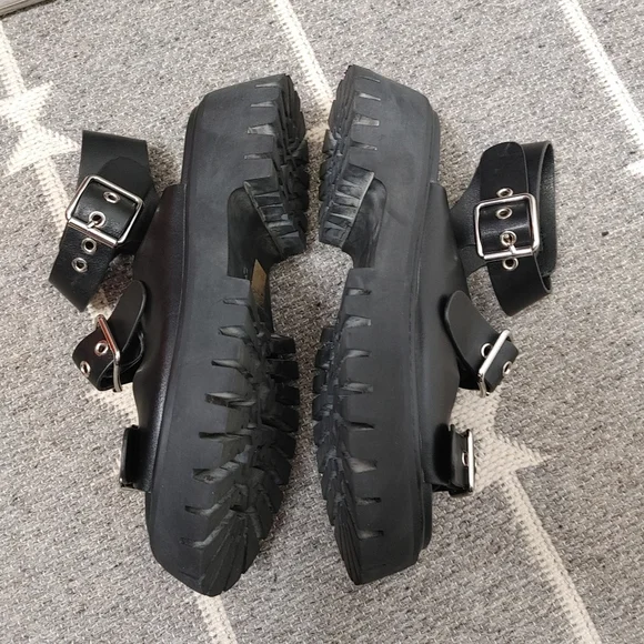 Koi Black Chunky Sandals - Picture 8 of 10